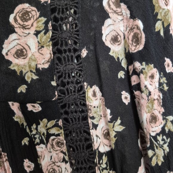 Black Floral Boho Tunic Dress W/ Crochet Details By Rebellion Size M - Picture 6 of 7